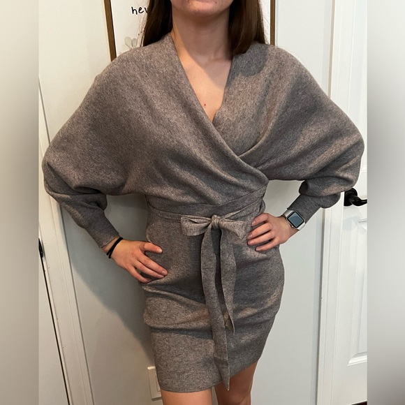 BEAUTIFUL MOLLY GREEN sweater dress gray fits small-med - Picture 1 of 5